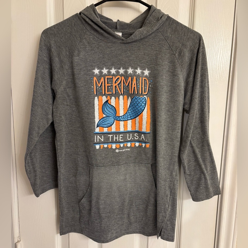 Itsa Girl Thing Women’s Mermaid In The USA Hoodie Thin Lightweight Size Large